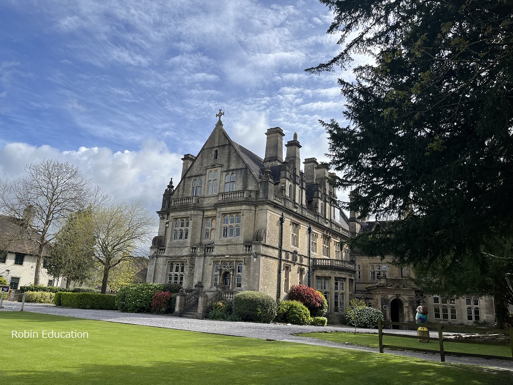 Warminster School